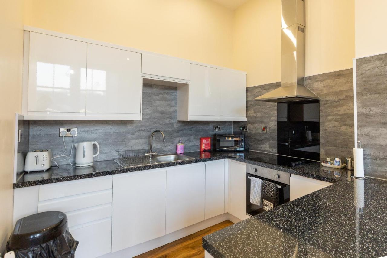 New 2 Bed Apartment With Stunning Views Of Arthur Seat Mountain EDI Eksteriør billede