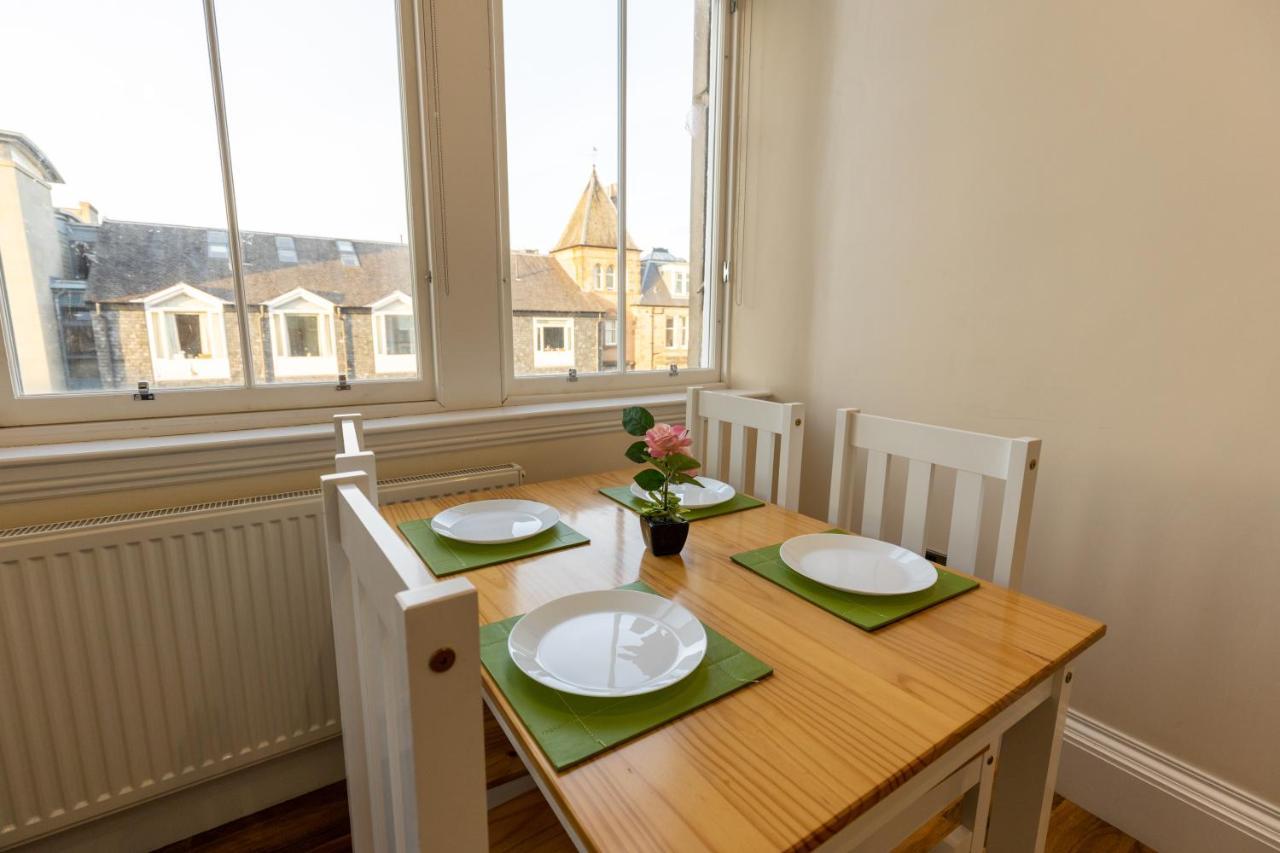 New 2 Bed Apartment With Stunning Views Of Arthur Seat Mountain EDI Eksteriør billede